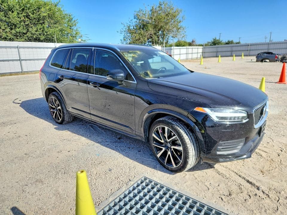 2021 VOLVO XC90 T6 MOMENTUM 4