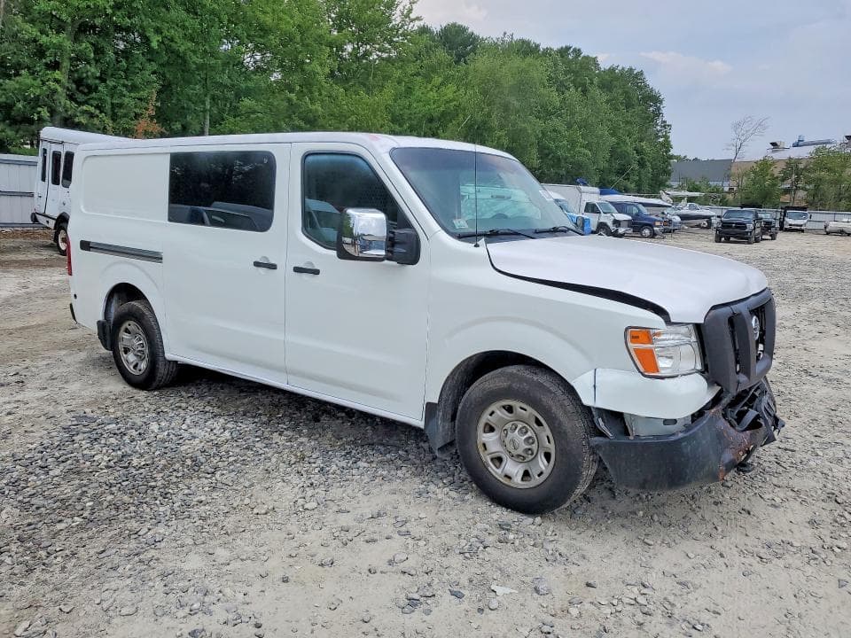 2018 NISSAN NV 3500 HD SV 4
