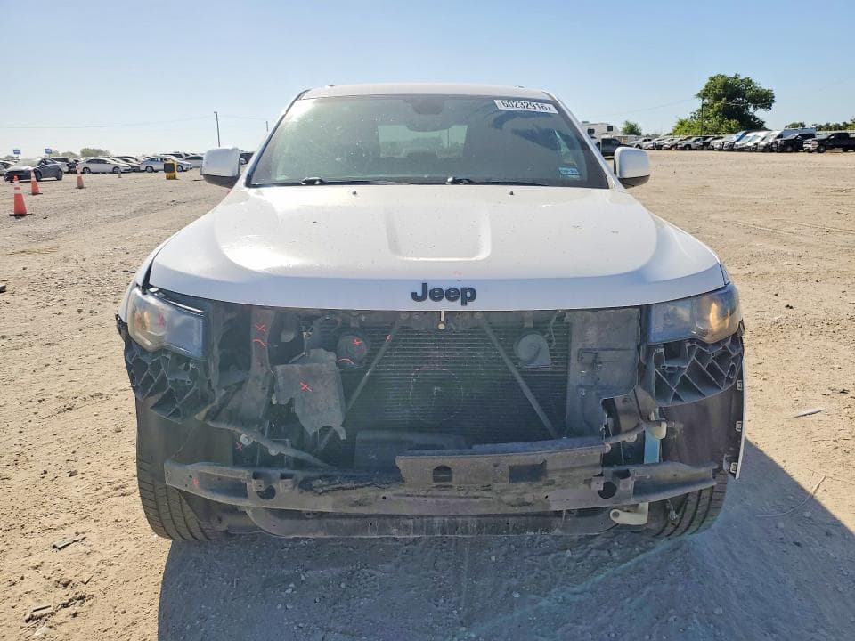 2017 JEEP GRAND CHEROKEE LAREDO 5