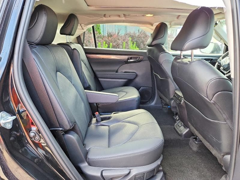 2026 TOYOTA HIGHLANDER HYBRID PLATINUM 10