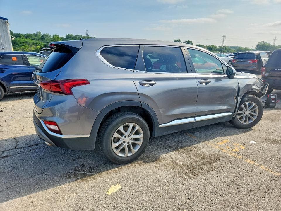2019 HYUNDAI SANTA FE SE 3