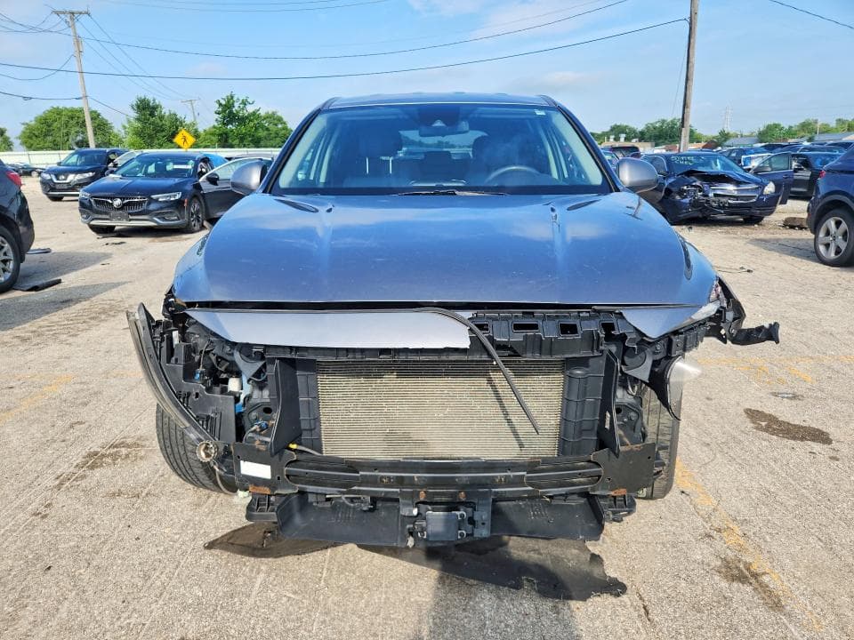 2019 HYUNDAI SANTA FE SE 5
