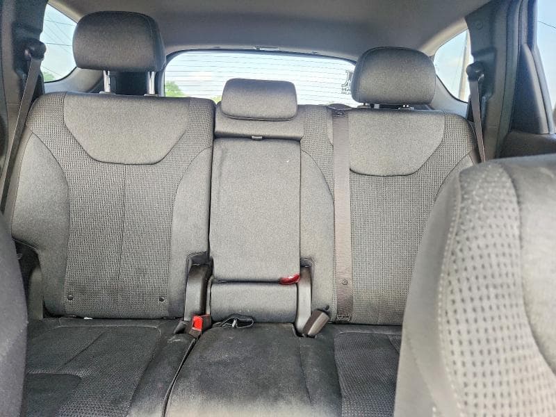 2019 HYUNDAI SANTA FE SE 10
