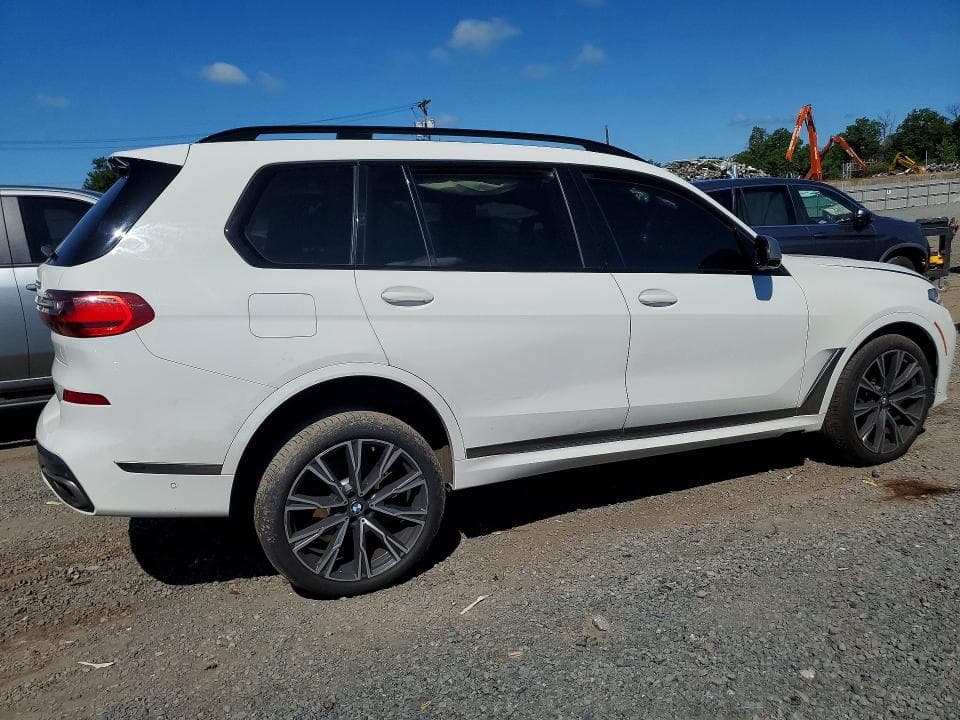 2021 BMW X7 M50I 3