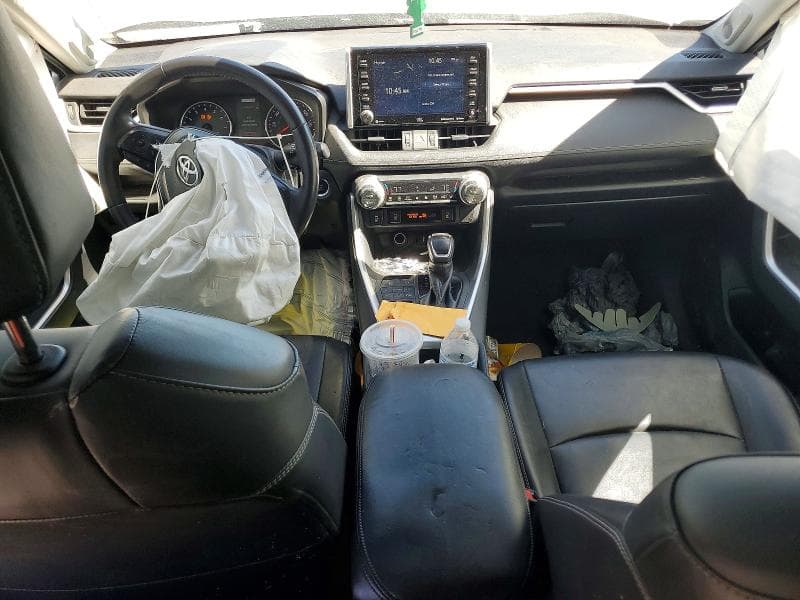 2019 TOYOTA RAV4 XLE PREMIUM XLE PREMIUM 8