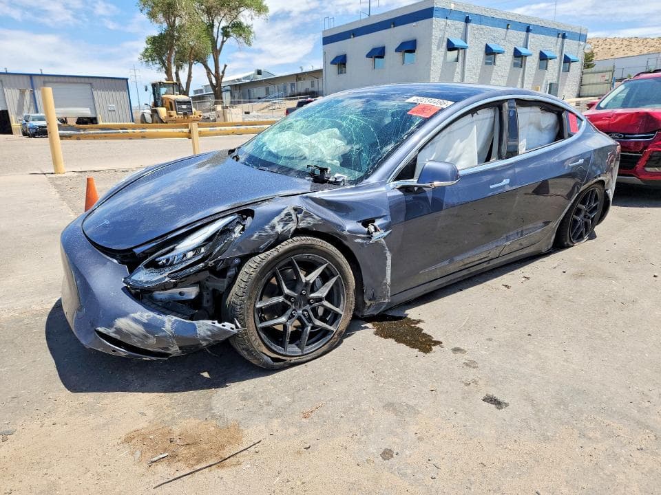 2020 TESLA MODEL 3 - 1