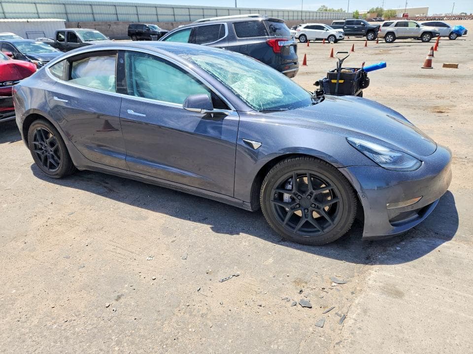 2020 TESLA MODEL 3 4