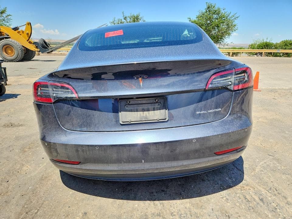 2020 TESLA MODEL 3 6