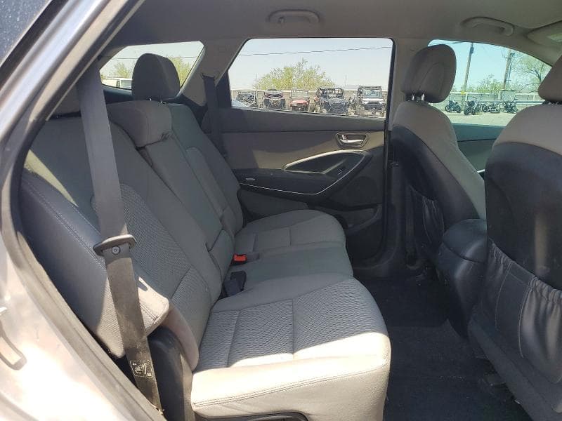 2019 HYUNDAI SANTA FE XL SE 11