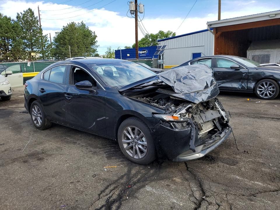 2021 MAZDA 3 4