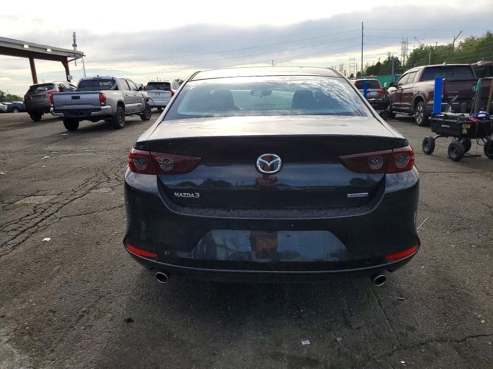 2021 MAZDA 3 6