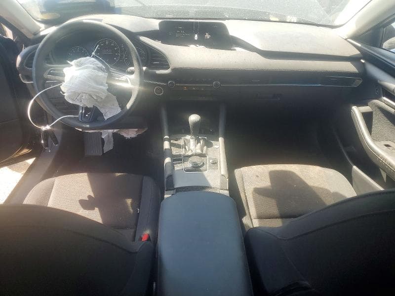 2021 MAZDA 3 8