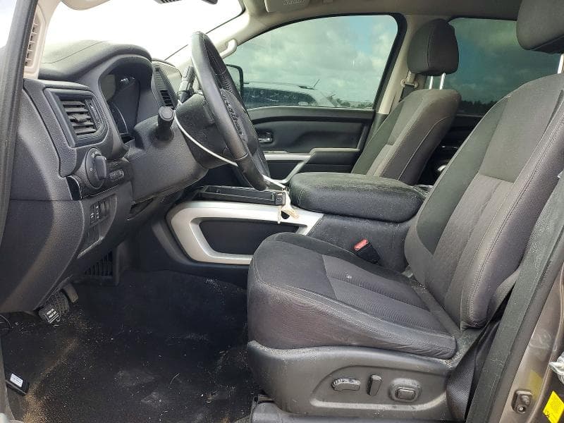2024 NISSAN TITAN SV 7