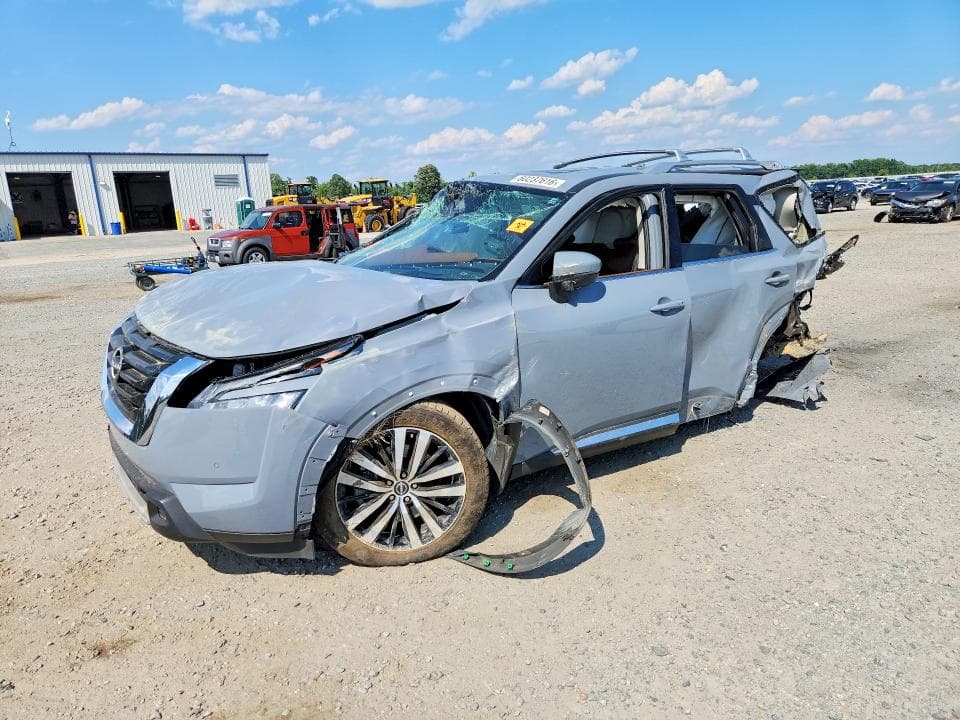2025 NISSAN PATHFINDER PLATINUM - 1
