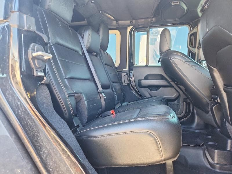 2019 JEEP WRANGLER UNLIMITED SAHARA 11