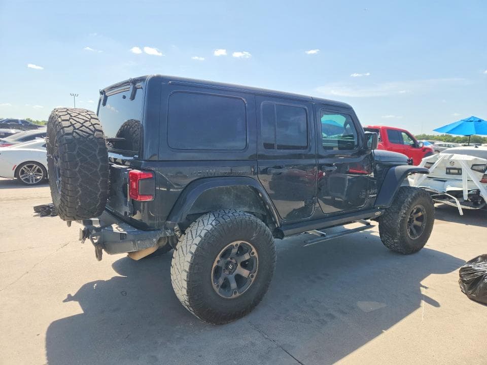 2019 JEEP WRANGLER UNLIMITED SAHARA 3