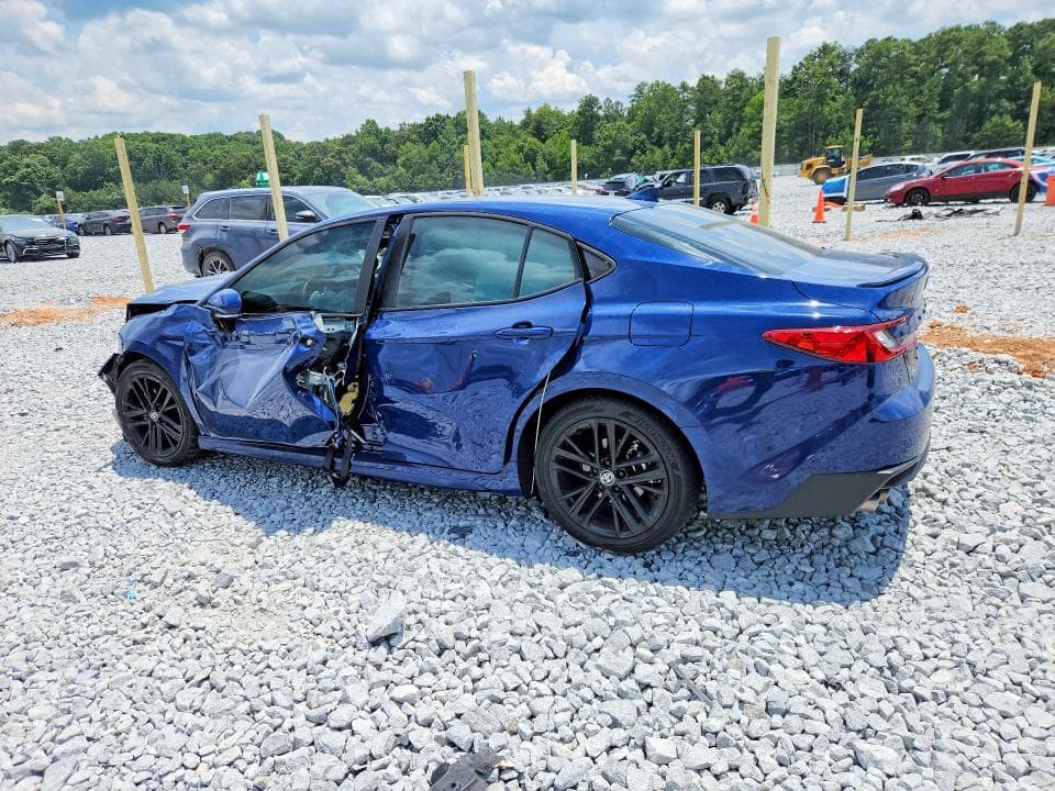 2025 TOYOTA CAMRY SE 2