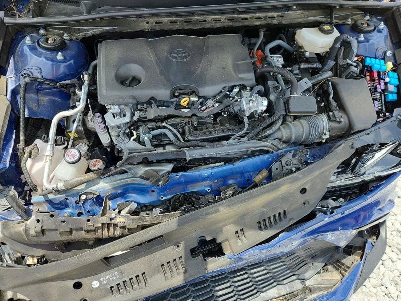 2025 TOYOTA CAMRY SE 11