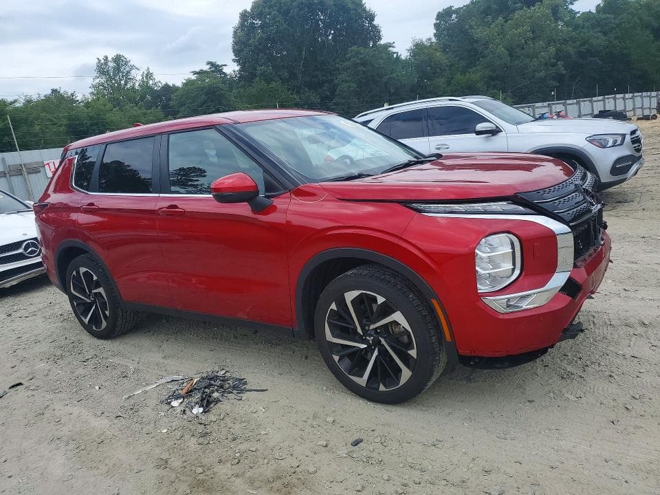 2024 MITSUBISHI OUTLANDER SE 4