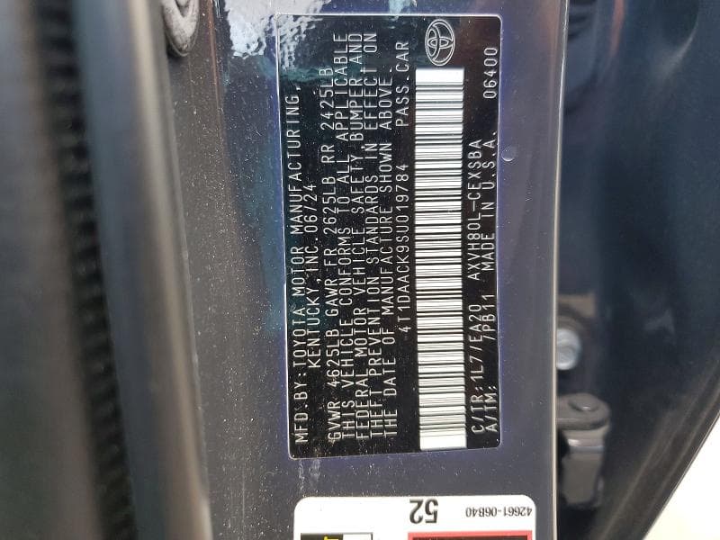 2025 TOYOTA CAMRY SE 12