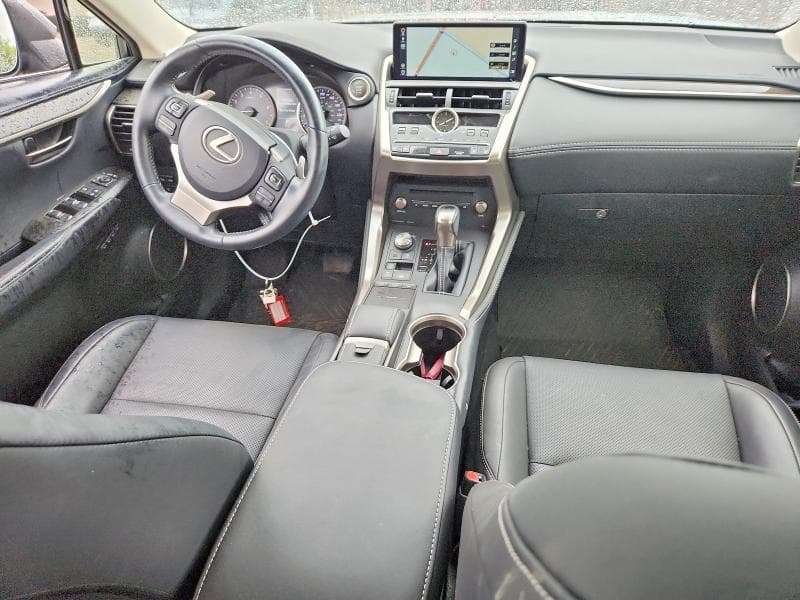 2018 LEXUS NX 300 BASE 8