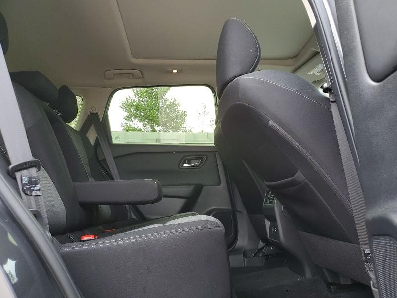 2026 NISSAN ROGUE SV 10