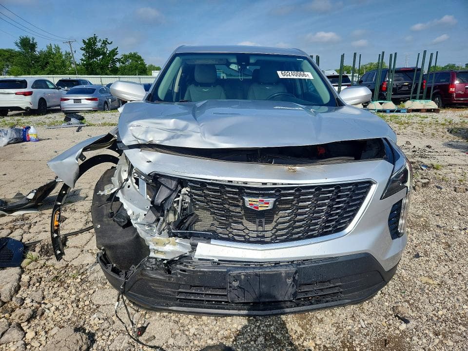 2019 CADILLAC XT4 LUXURY 5