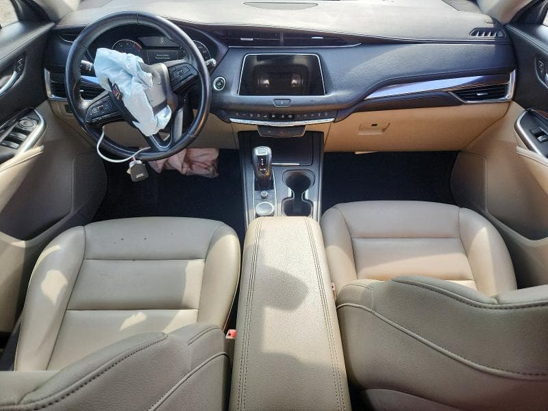 2019 CADILLAC XT4 LUXURY 8