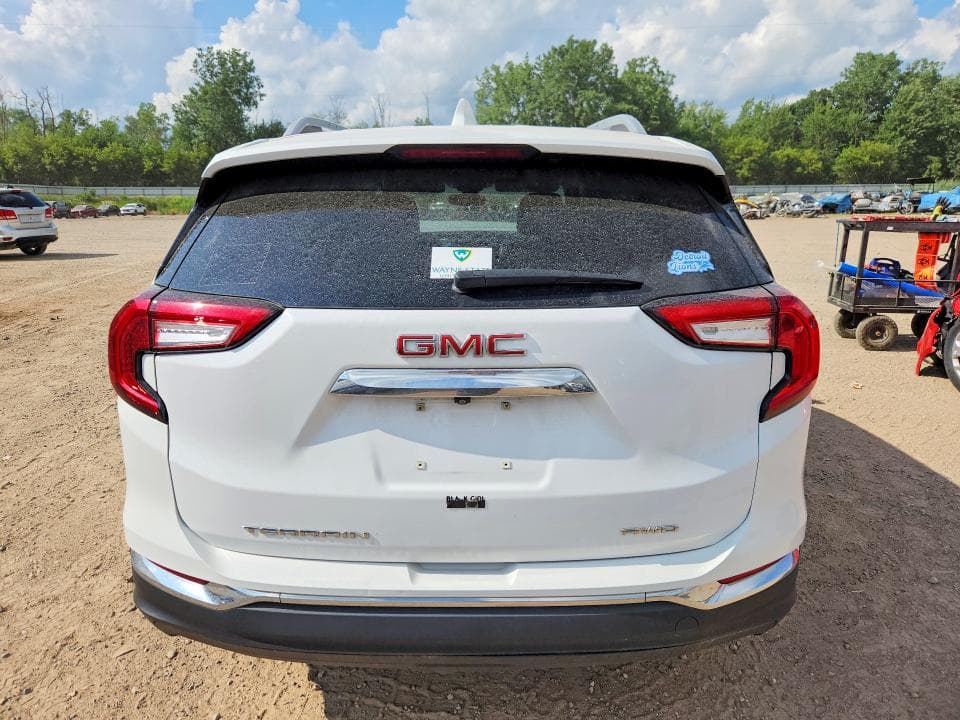 2024 GMC TERRAIN SLT 6