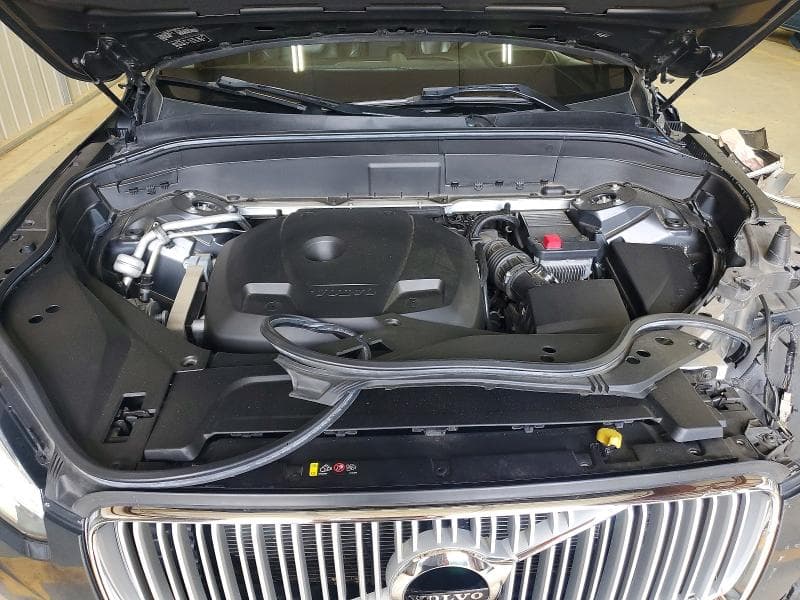2017 VOLVO XC90 T6 12