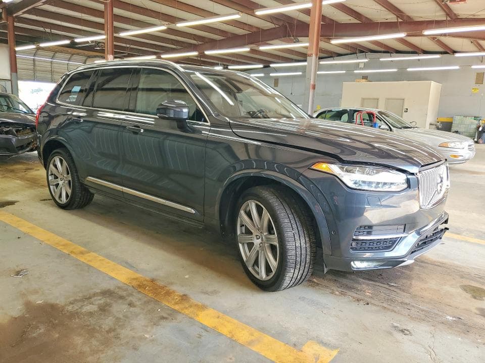 2017 VOLVO XC90 T6 4