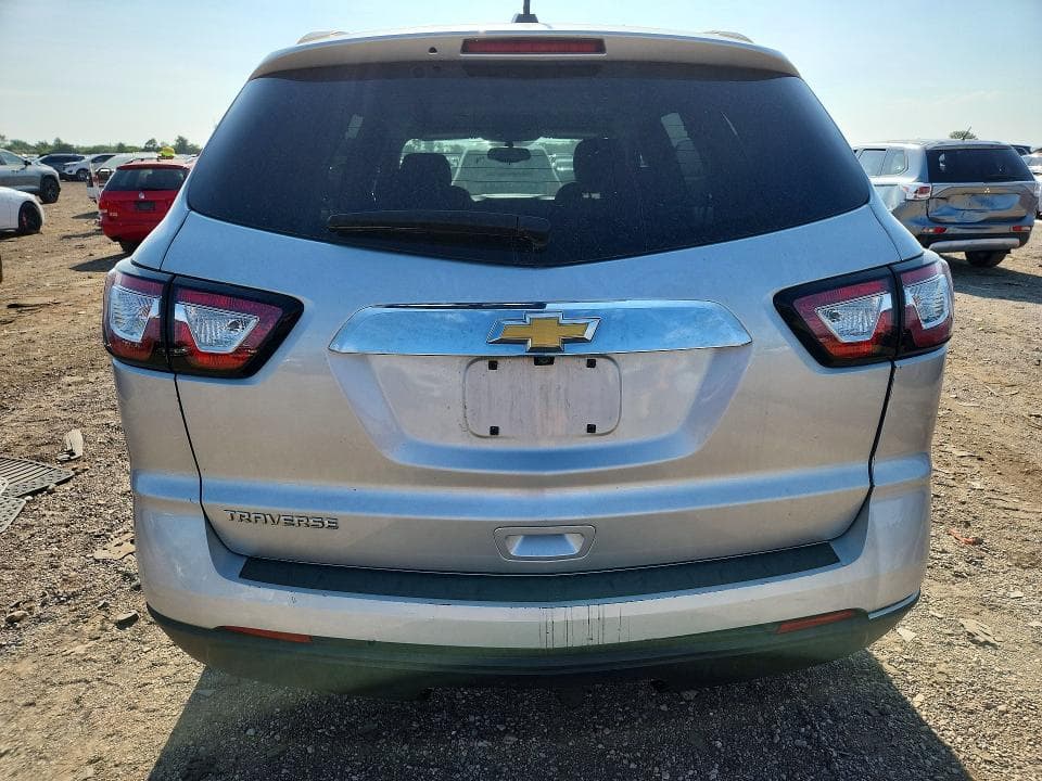 2017 CHEVROLET TRAVERSE LS 6