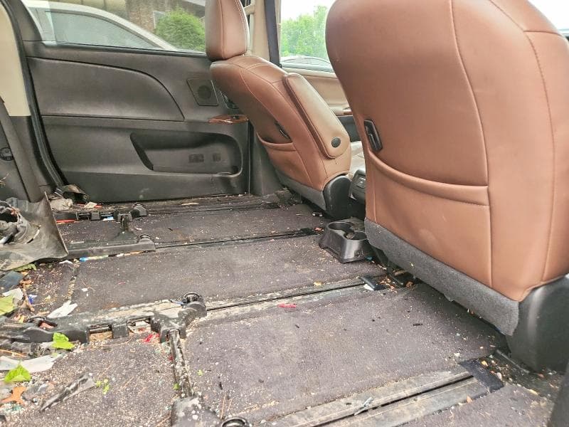 2017 TOYOTA SIENNA LIMITED PREMIUM 7-PASSENGER 10