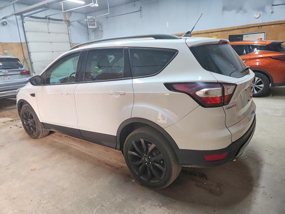 2018 FORD ESCAPE SE 2