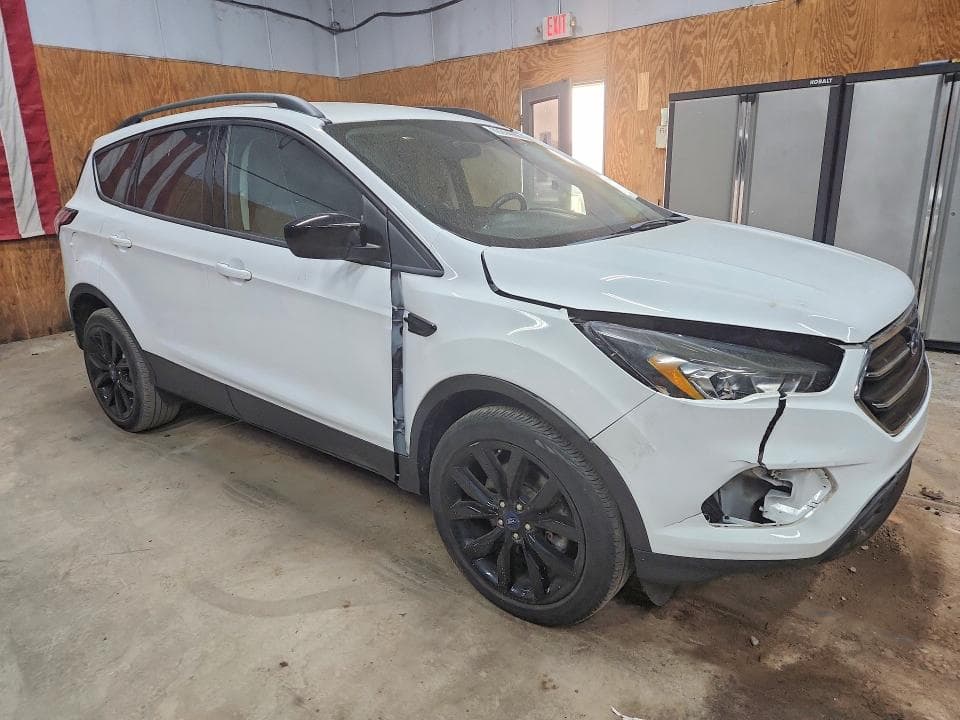 2018 FORD ESCAPE SE 4