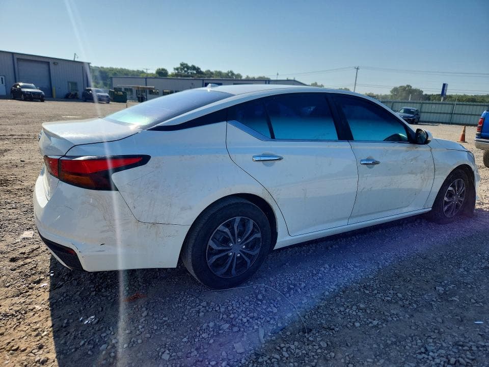2019 NISSAN ALITMA 3
