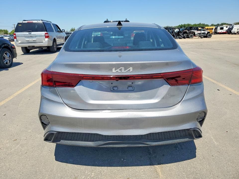 2023 KIA FORTE LXS 6