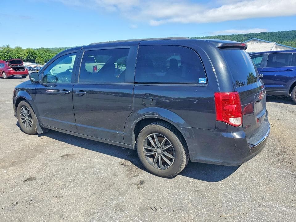 2018 DODGE GRAND CARAVAN GT 2