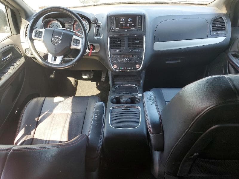 2018 DODGE GRAND CARAVAN GT 8