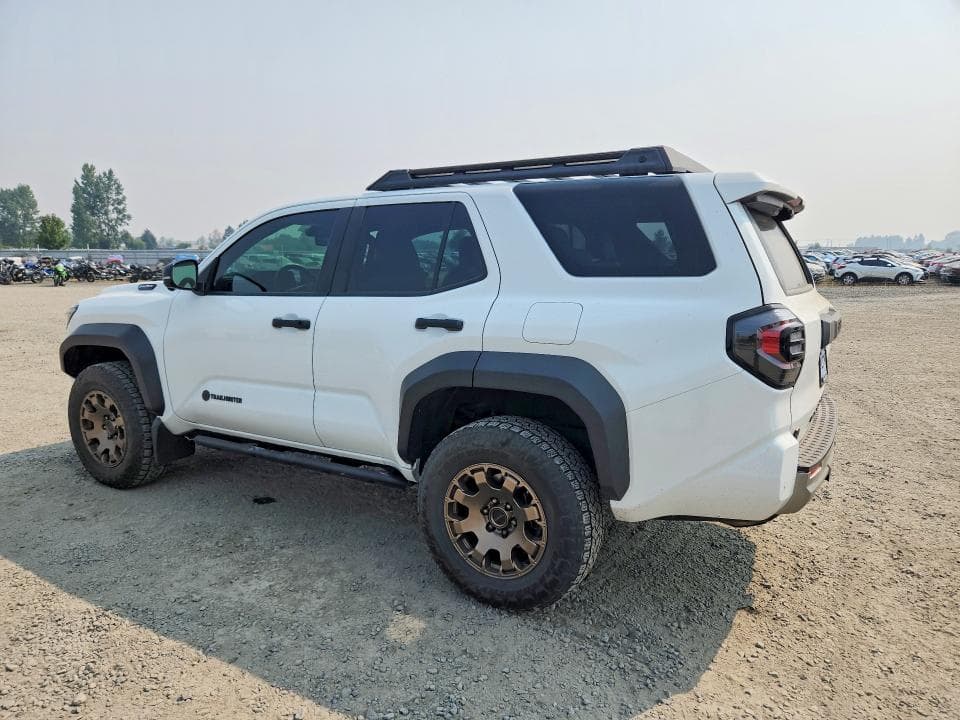 2025 TOYOTA 4RUNNER TRAILHUNTER HV 2