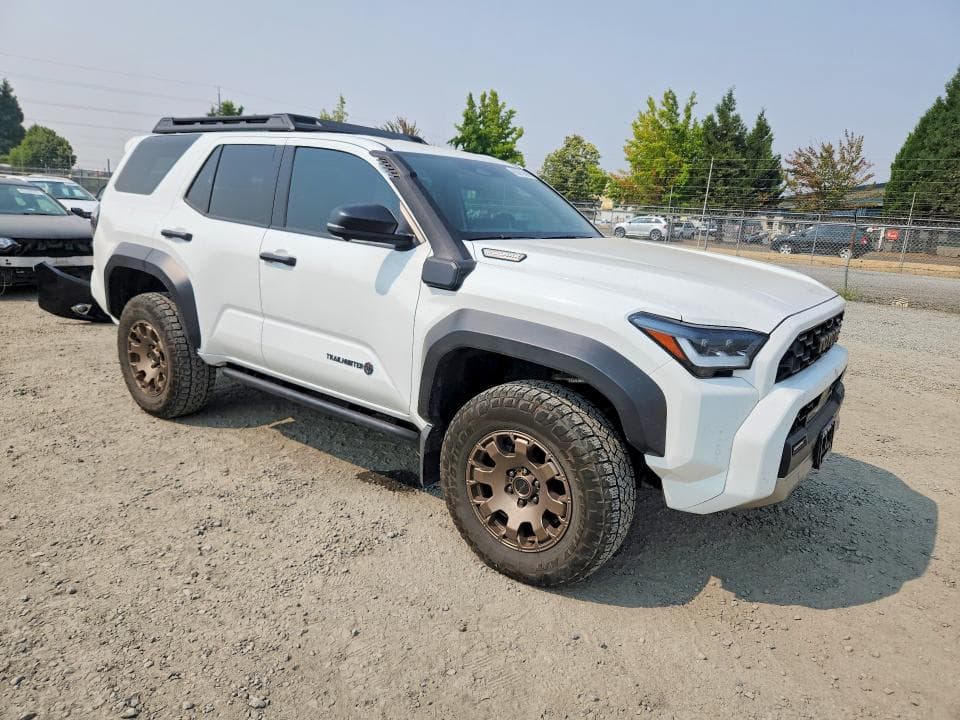 2025 TOYOTA 4RUNNER TRAILHUNTER HV 4