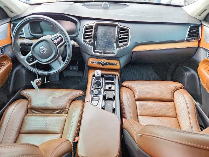2019 VOLVO XC90 T6 INSCRIPTION 8