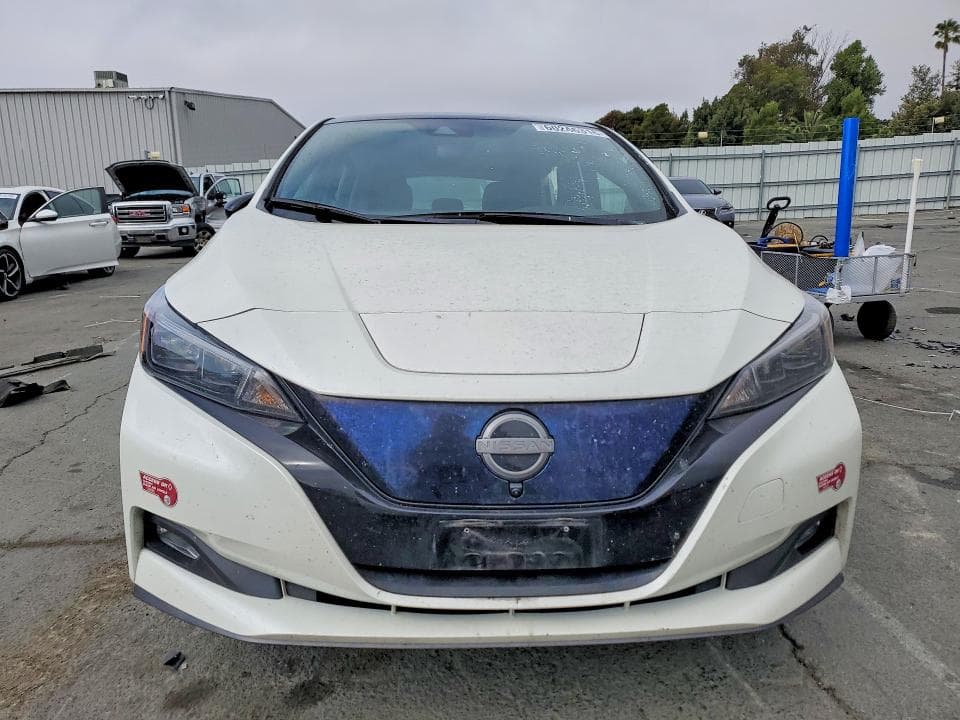 2024 NISSAN LEAF SV PLUS 5