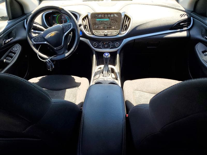 2017 CHEVROLET VOLT LT 8