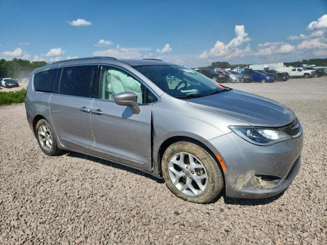 2018 CHRYSLER PACIFICA TOURING L 4