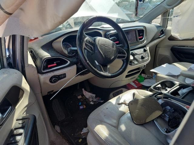 2018 CHRYSLER PACIFICA TOURING L 8
