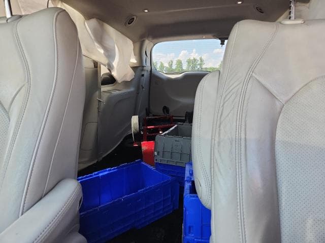 2018 CHRYSLER PACIFICA TOURING L 10