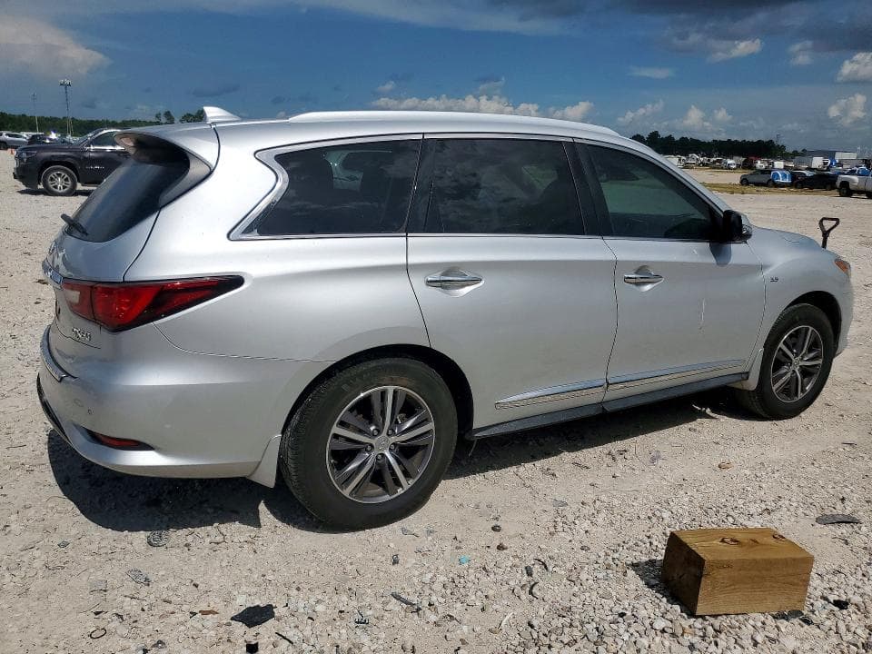 2019 INFINITI QX60 LUXE 3