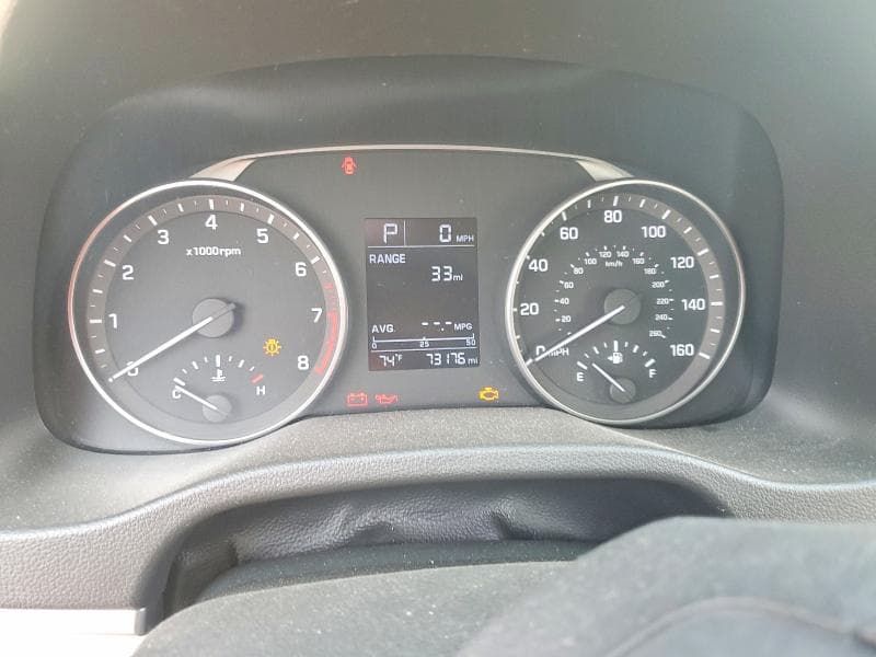 2017 HYUNDAI ELANTRA SE 9