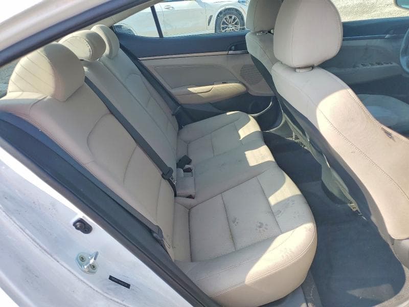 2017 HYUNDAI ELANTRA SE 10